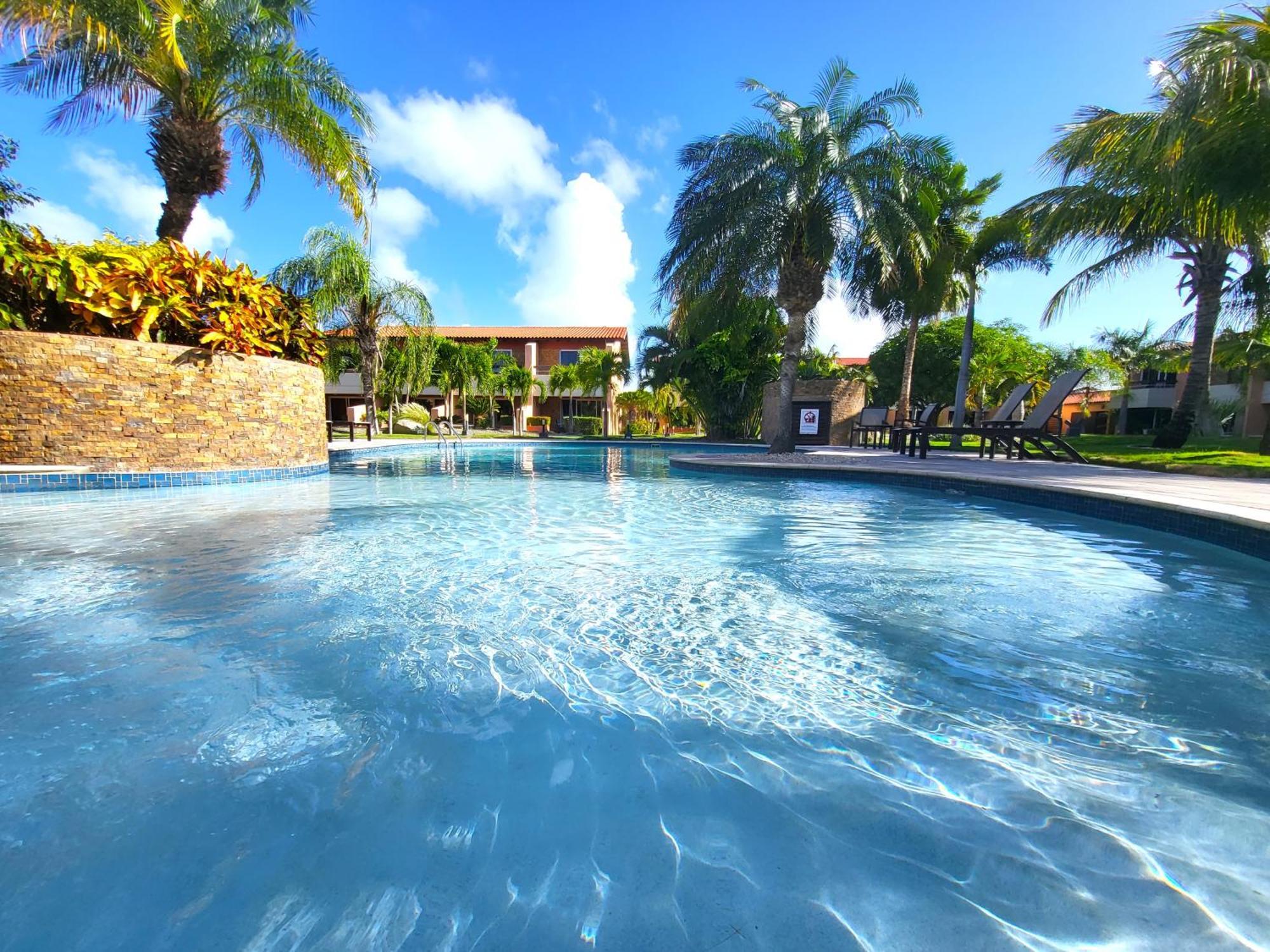 Eagle Beach Luxury House, Walking Distance To The Beach Palm Beach Buitenkant foto