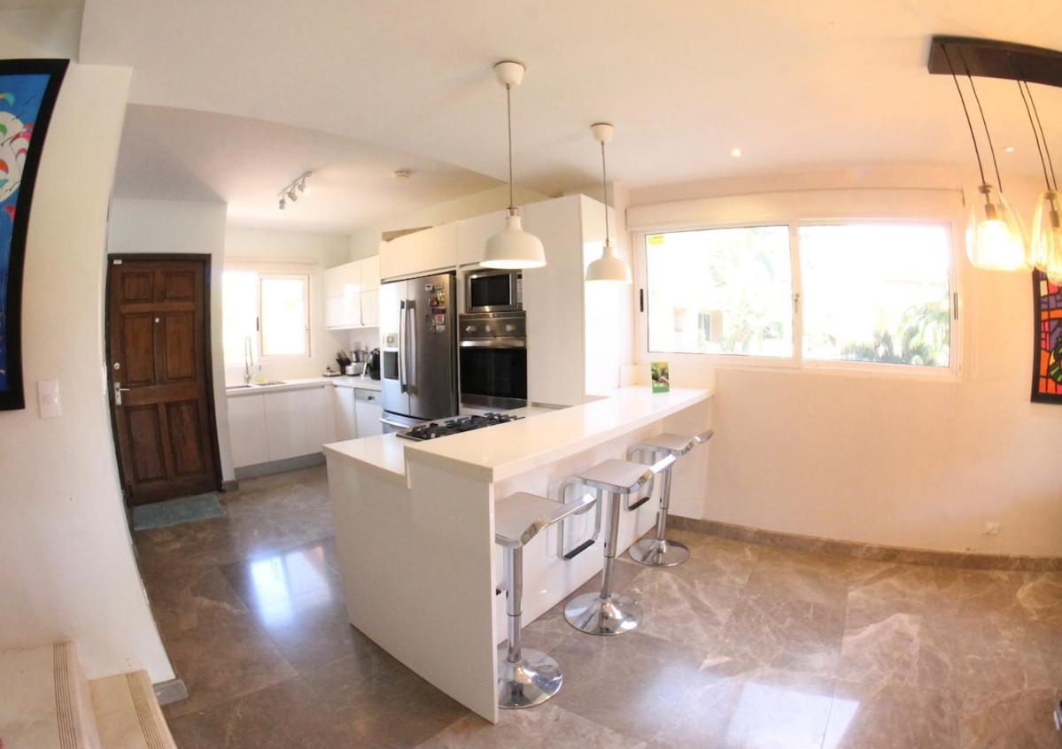 Eagle Beach Luxury House, Walking Distance To The Beach Palm Beach Buitenkant foto