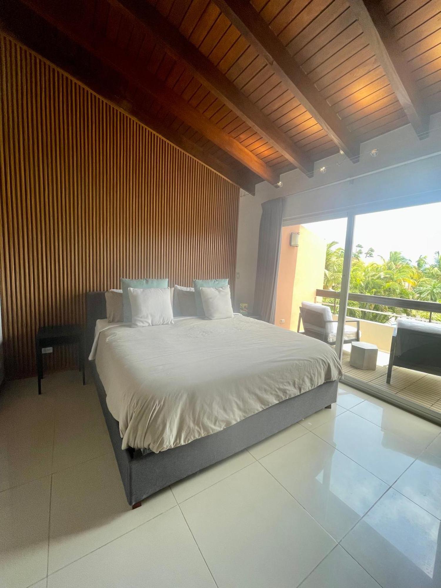 Eagle Beach Luxury House, Walking Distance To The Beach Palm Beach Buitenkant foto